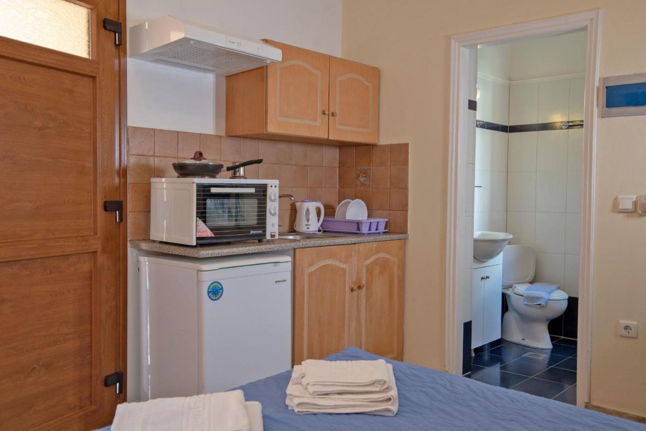 Kleoni Club Apartments Tolo Exterior photo