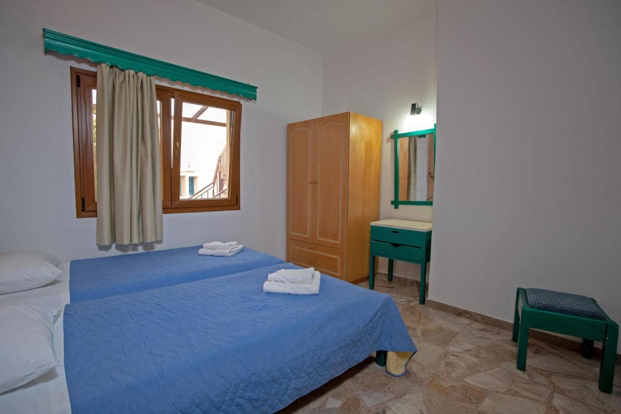 Kleoni Club Apartments Tolo Exterior photo