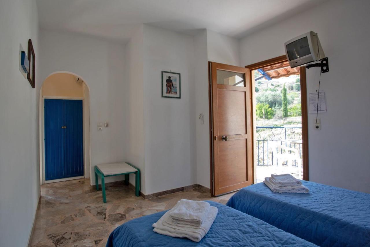 Kleoni Club Apartments Tolo Exterior photo