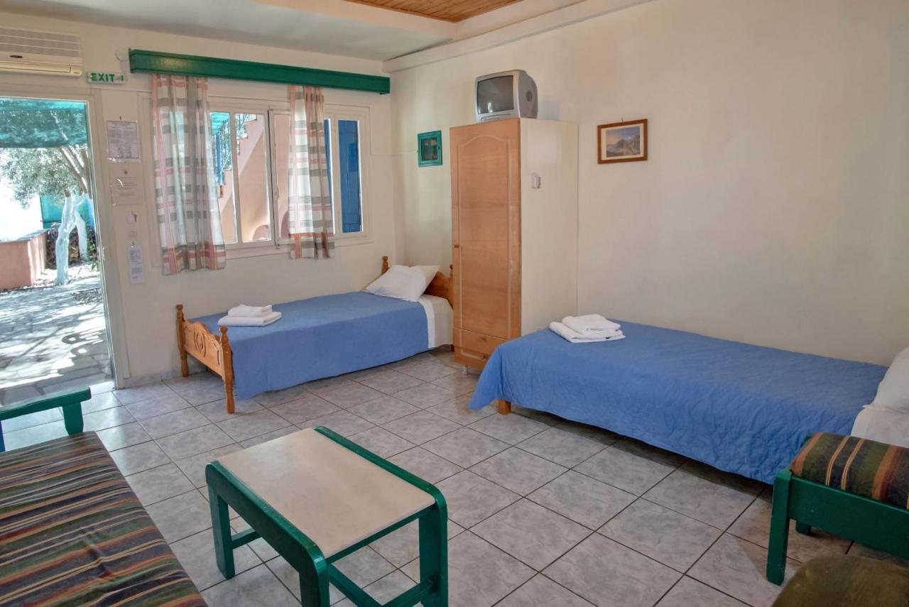 Kleoni Club Apartments Tolo Exterior photo