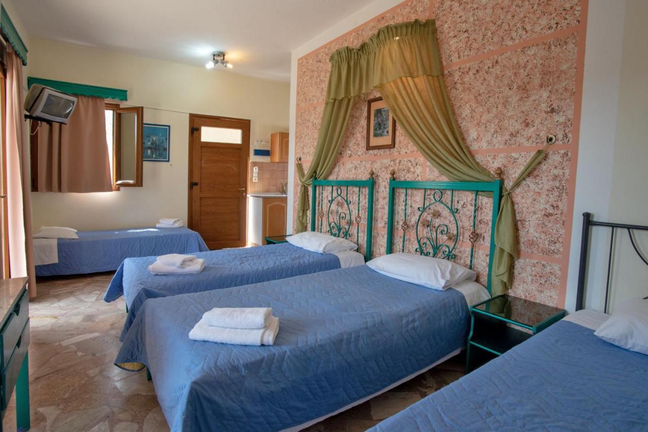 Kleoni Club Apartments Tolo Exterior photo
